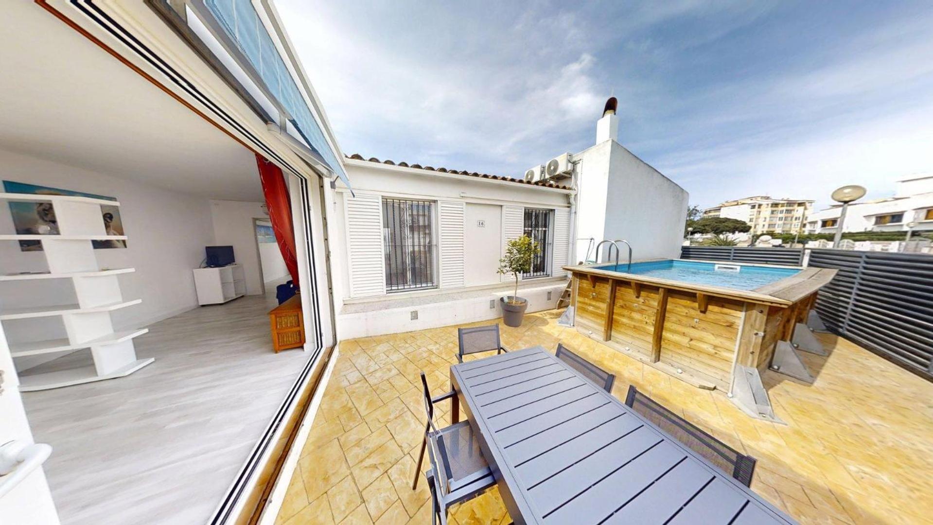 Vakantiehuis Casa Port Salinas 16 *
